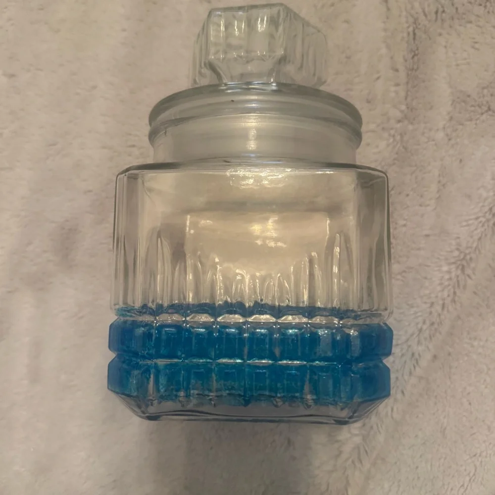 Vintage Koeze Glass Jar‎ with Lid Clear w/ Blue Accent Base 7” Canister